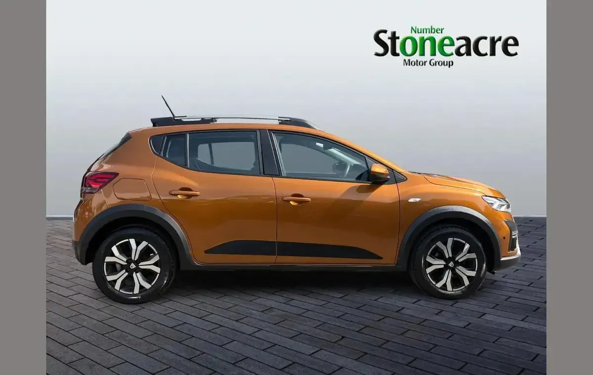 Used Dacia Sandero Prestige 99 HP (72 kW) 2022 Orange Hatchback