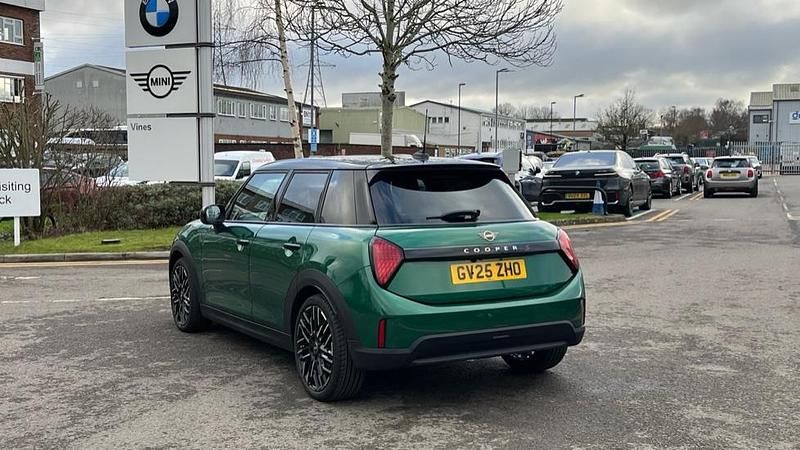Used Mini Cooper S Hatch 201 HP (147 kW) 2025 Green Hatchback