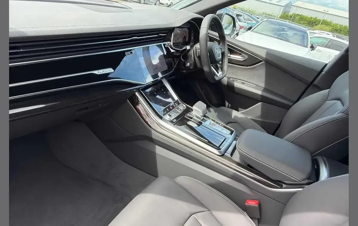 New Audi Q8 Black Edition 281 HP (206 kW) 2026 Grey SUV
