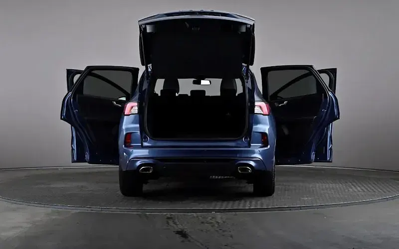 Used Ford Kuga ST-Line 150 HP (110 kW) 2023 Blue SUV