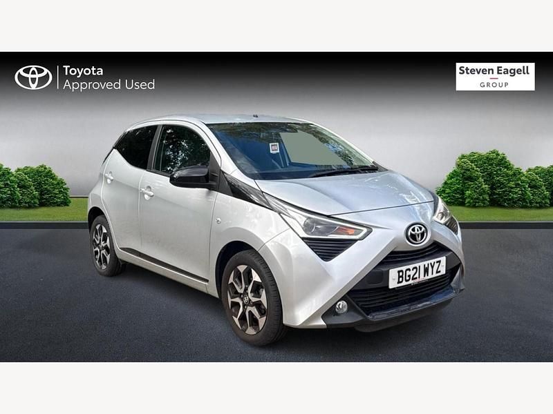 Silver Used 2021 Toyota Aygo Trend Hatchback | £10,600 (Fair price) - Image 1/3