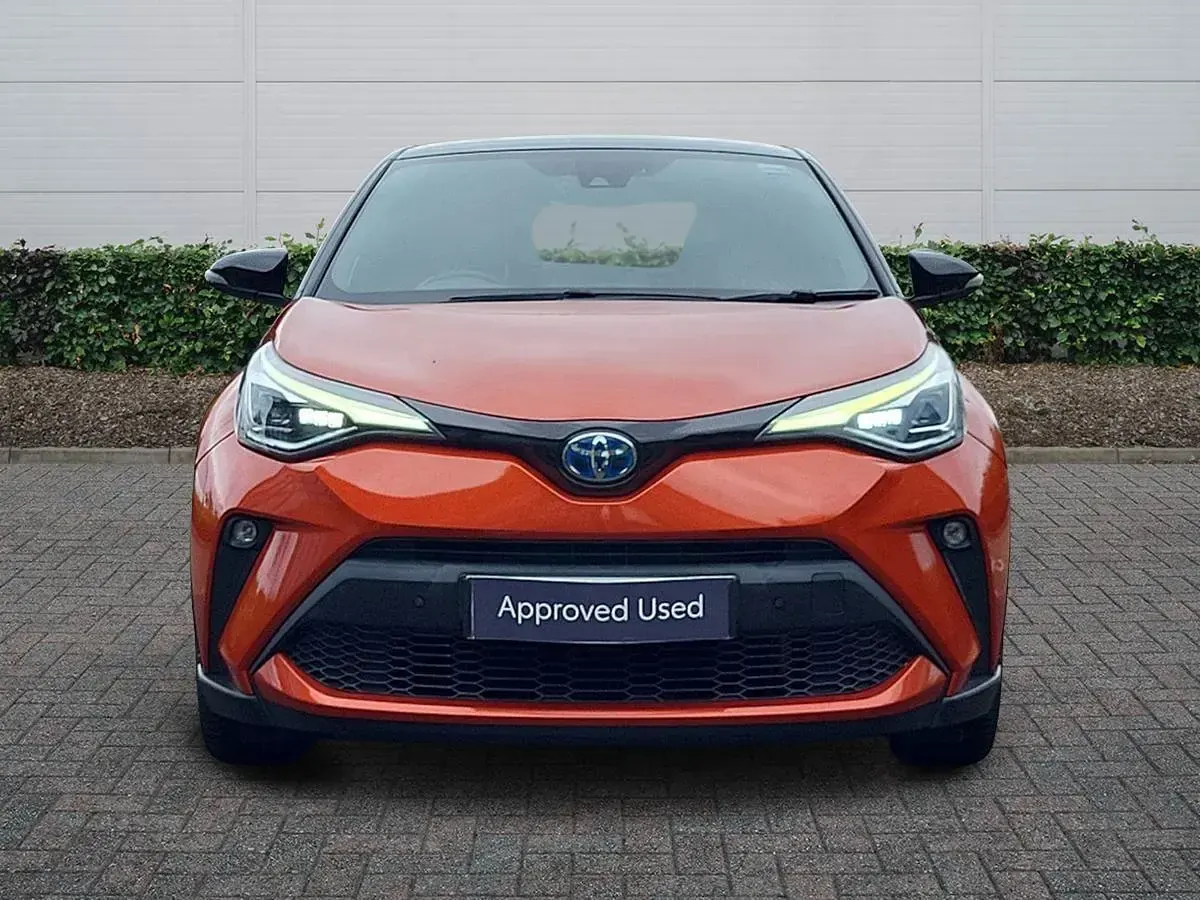 Used Toyota C-HR Edition 184 HP (135 kW) 2021 Orange SUV
