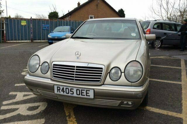 Used 1998 Mercedes E300 Sedan | £1,995 - Image 1/4