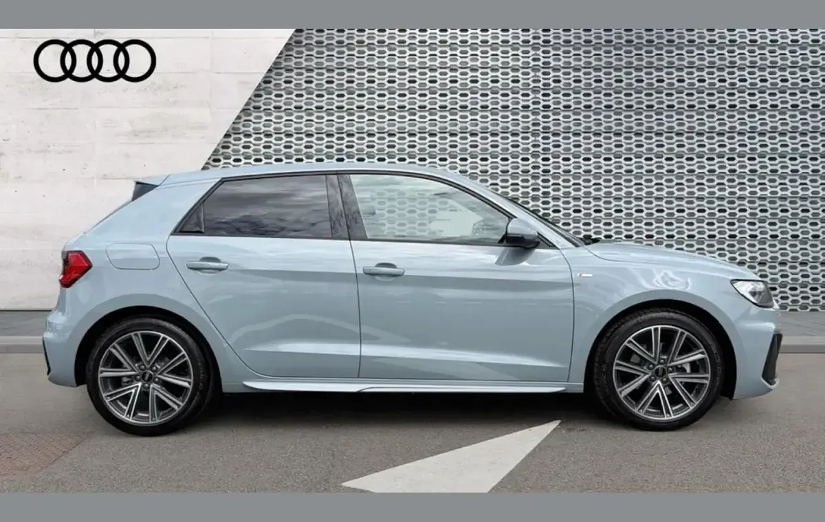 Used Audi A1 S-Line 113 HP (83 kW) 2026 Blue SUV