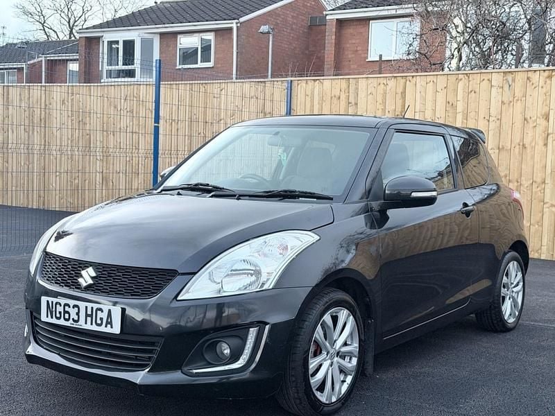 Used Suzuki Swift SZ4 94 HP (69 kW) 2014 Black Hatchback