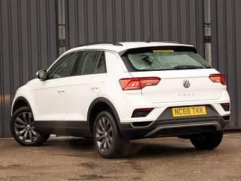 Used VW T-Roc SE 150 HP (110 kW) 2019 White SUV