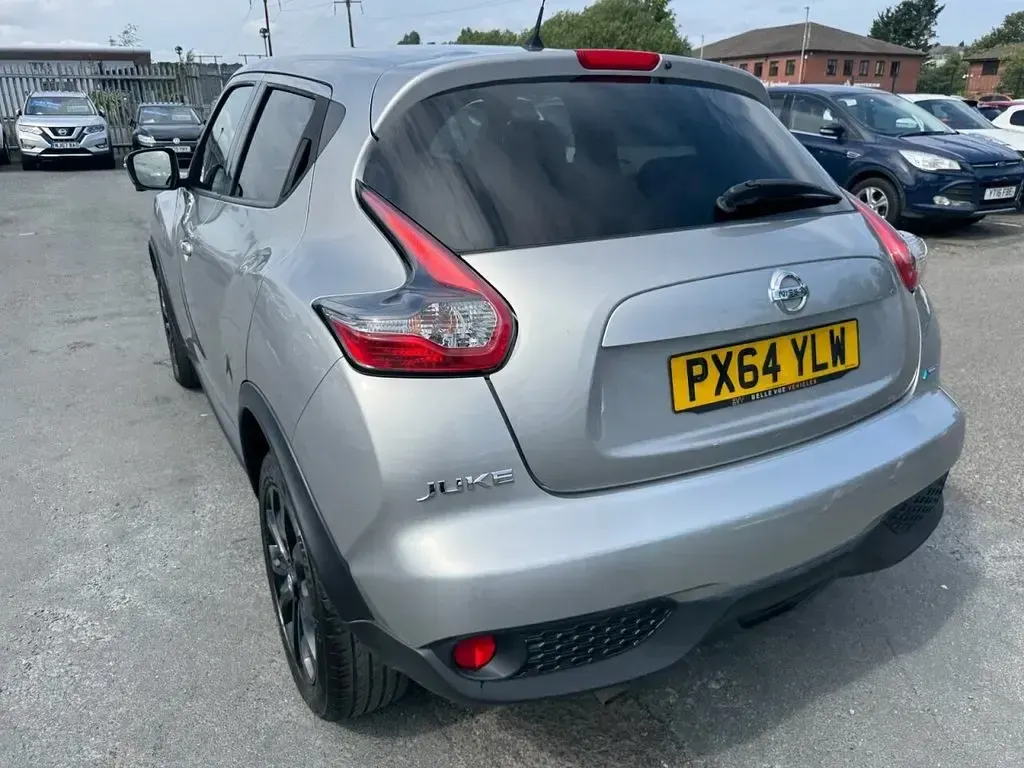 Used Nissan Juke Tekna 110 HP (80 kW) 2014 Silver SUV