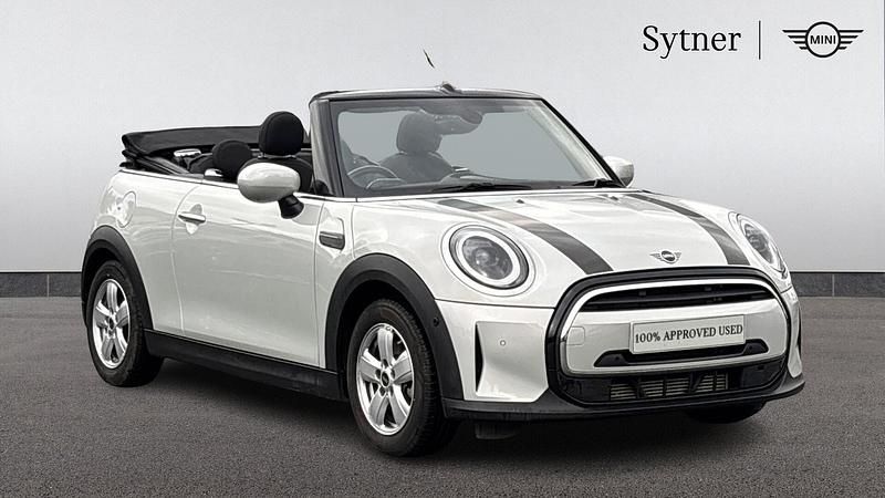 Silver Used 2021 Mini Cooper Classic Hatchback | £20,000 (Fair price) - Image 1/4