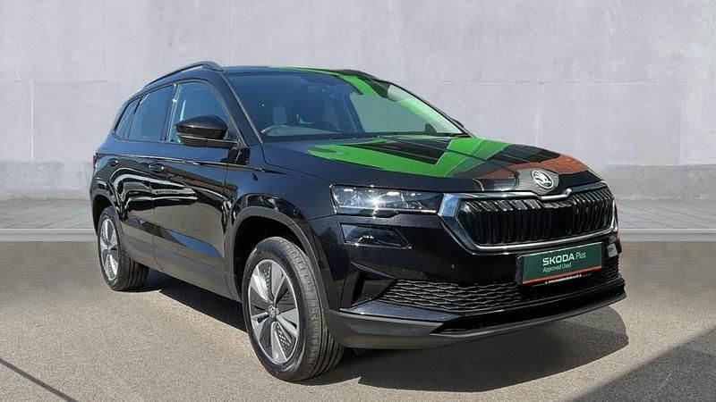 Black Used 2023 Skoda Karoq SE Drive SUV | £17,850 (Fair price) - Image 1/4
