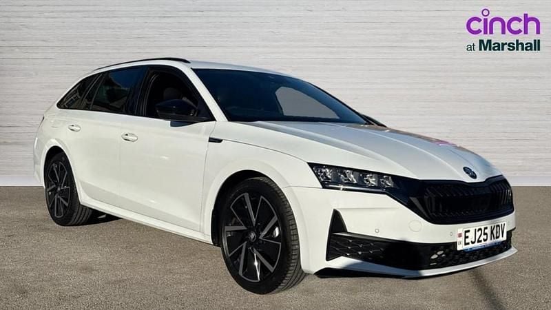 Used Skoda Octavia SportLine 150 HP (110 kW) 2025 White