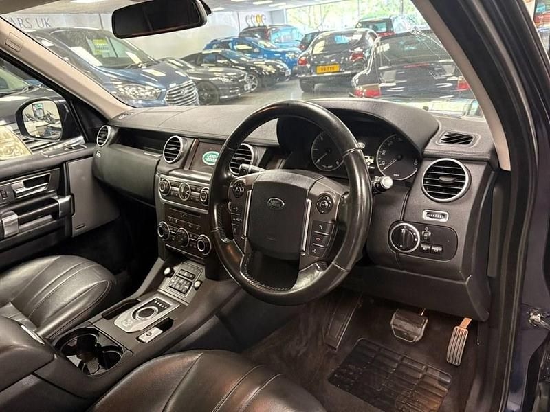 Używany Land Rover Discovery 4 S 255 KM (187 kW) 2015 Niebieski SUV