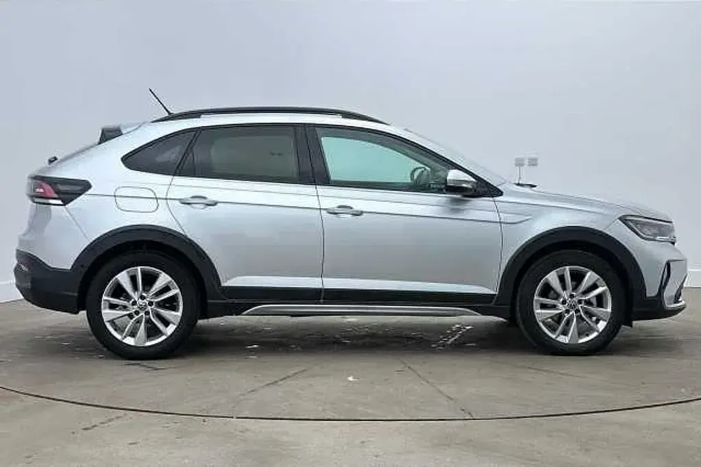 Used VW Taigo Match 115 HP (84 kW) 2025 Silver SUV