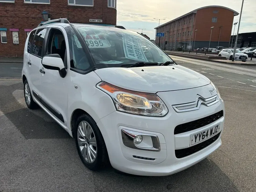 Used Citroën C3 Picasso Exclusive 90 HP (66 kW) 2014 White MPV