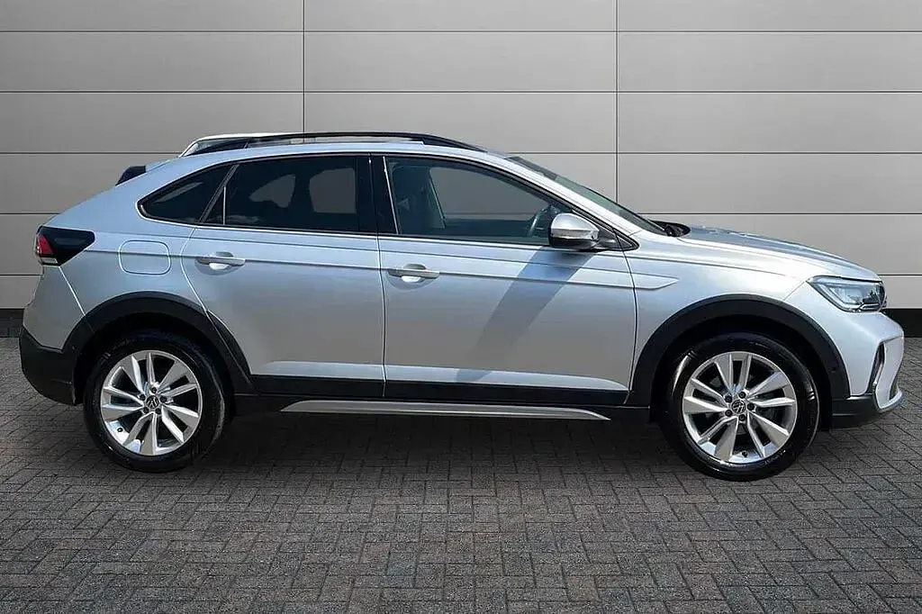 Used VW Taigo Match 95 HP (69 kW) 2025 Silver SUV