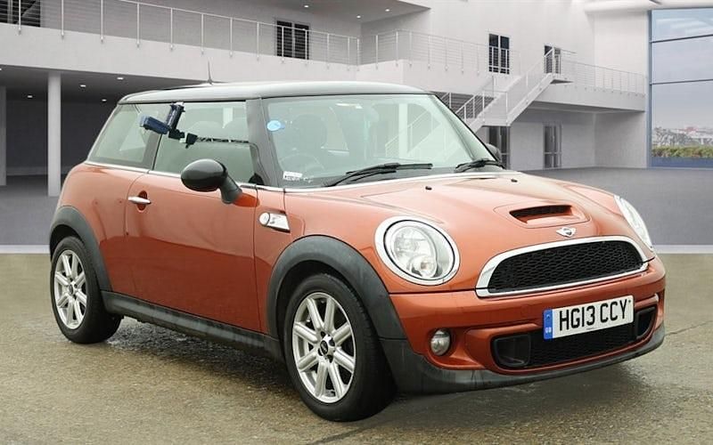 Used Mini Cooper S Hatch 184 HP (135 kW) 2013 Orange Hatchback