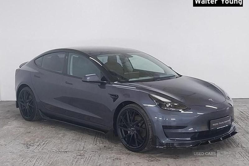 Grey Used 2022 Tesla Model 3 Standard Range Sedan | £18,995 (Fair price) - Image 1/1