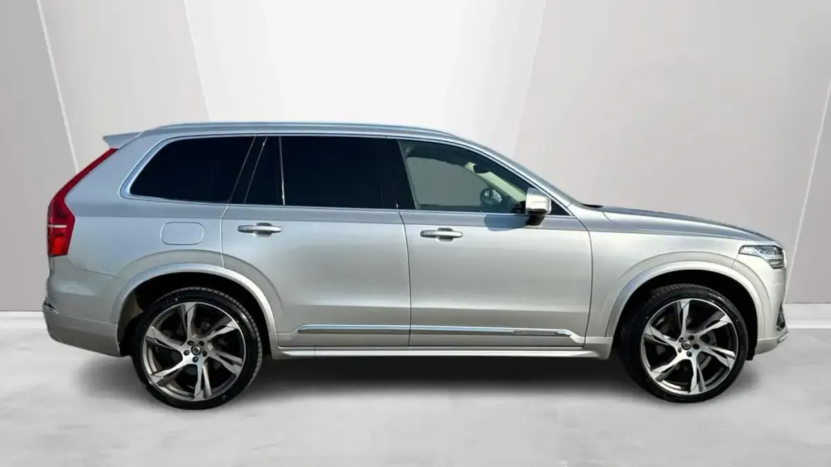 Used Volvo XC90 Inscription 232 HP (170 kW) 2020 Silver SUV