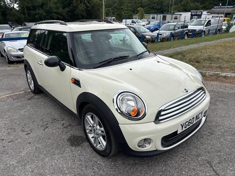 White Used 2010 Mini One Clubman Estate | £2,695 - Image 1/4