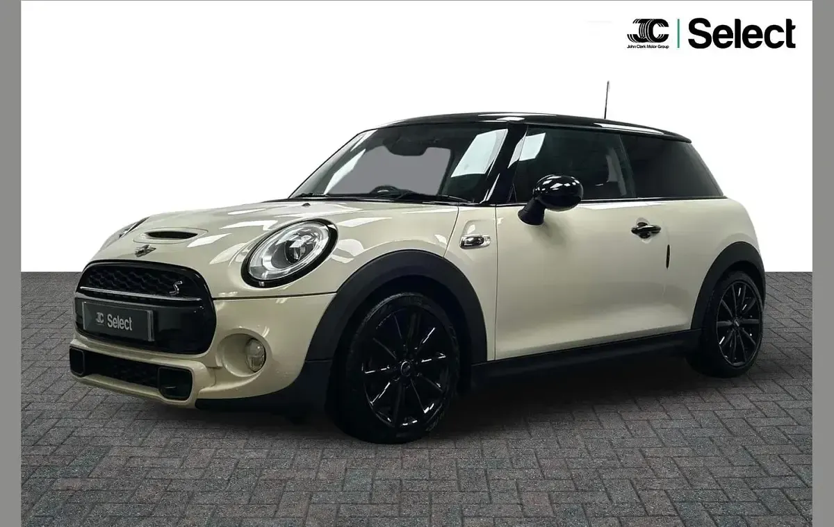 Used Mini Cooper S 188 HP (138 kW) 2016 White Hatchback