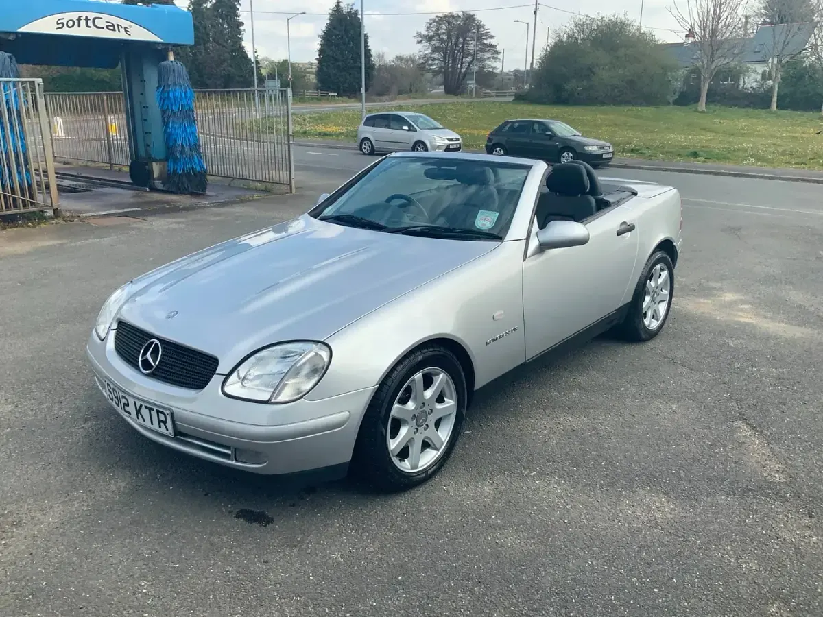 Used Mercedes SLK230 190 HP (139 kW) 1999 Silver Cabriolet