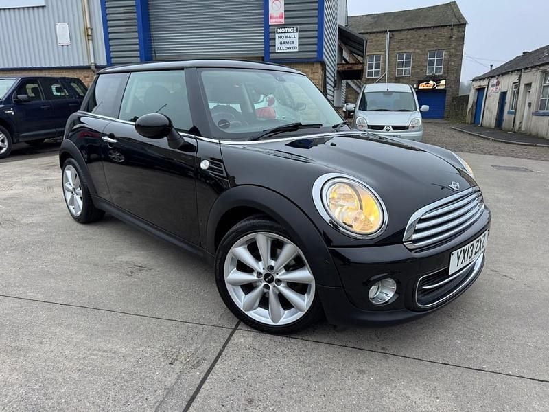 Used Mini Cooper Hatch 2013 Black Hatchback