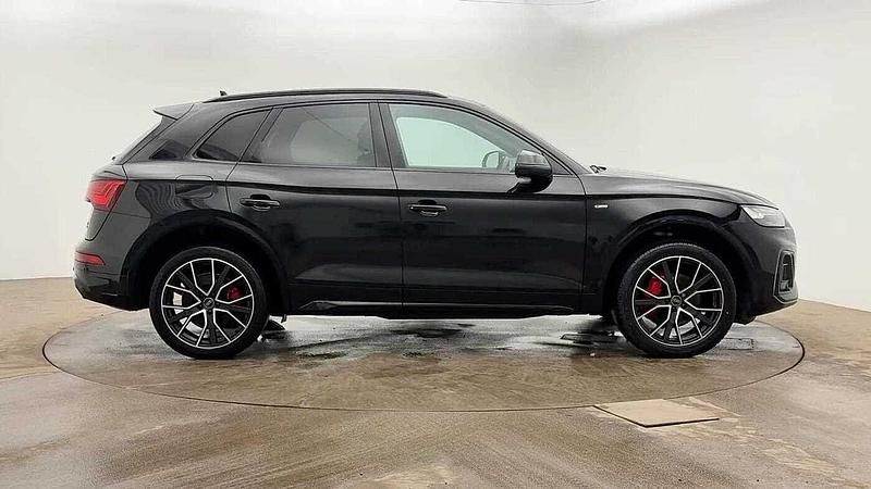 Used Audi Q5 Comfort 204 HP (150 kW) 2022 Black SUV