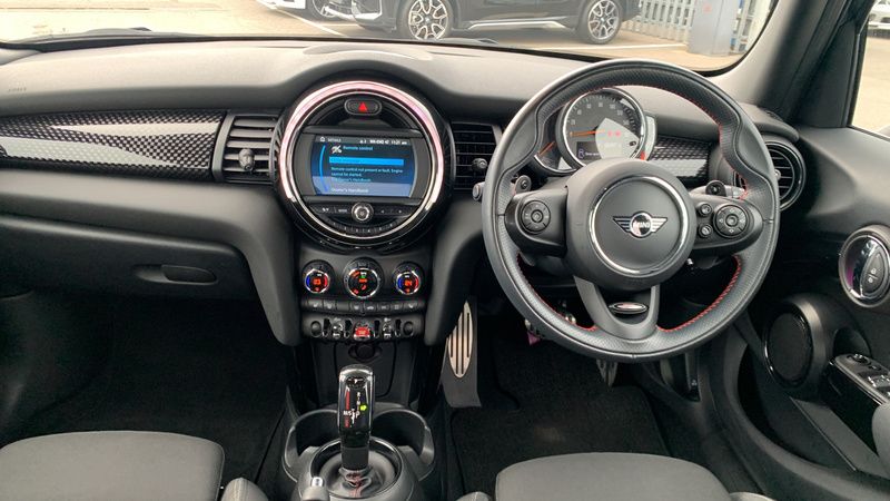 Used Mini Cooper S Hatch 189 HP (139 kW) 2019 Black Hatchback