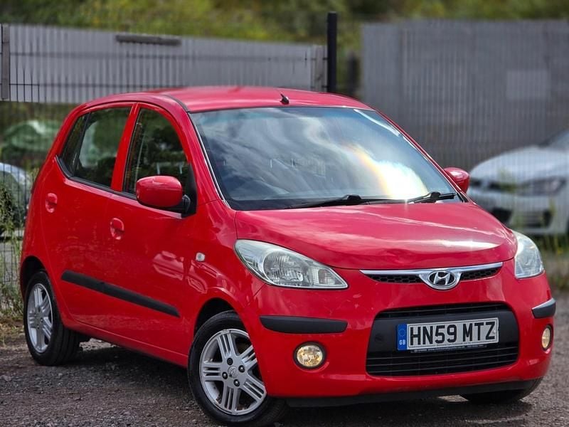 Red Used 2009 Hyundai i10 Comfort Hatchback | £1,595 (Fair price) - Image 1/4