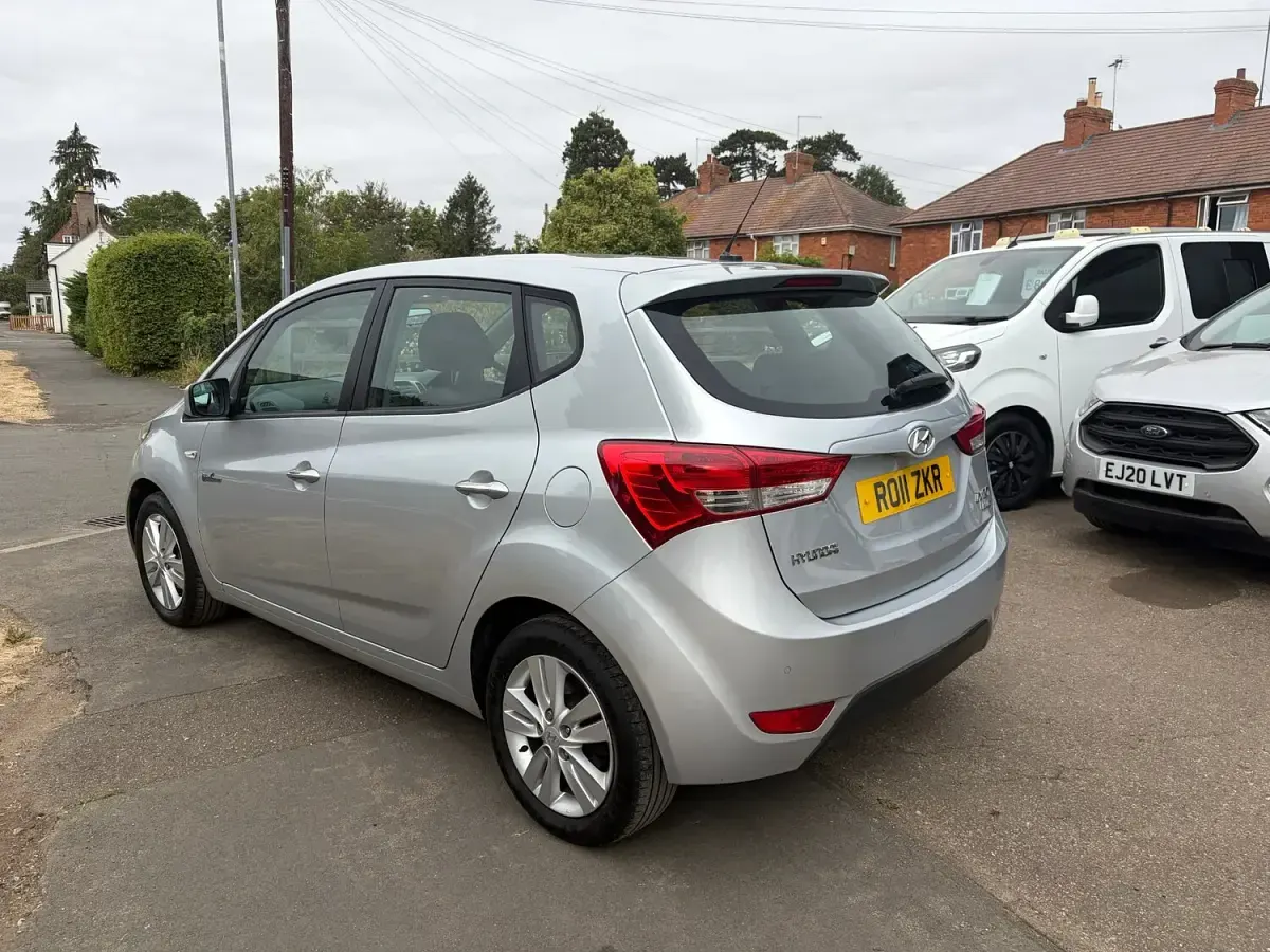 Used Hyundai ix20 Active 2011 Silver Hatchback