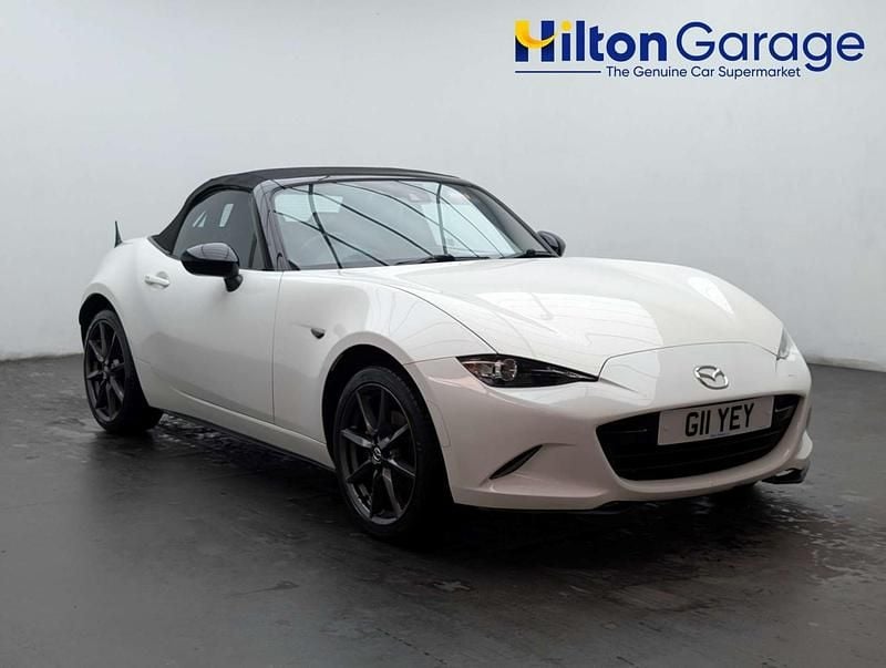 Used Mazda MX5 Inclusive 160 HP (117 kW) 2016 White Cabriolet