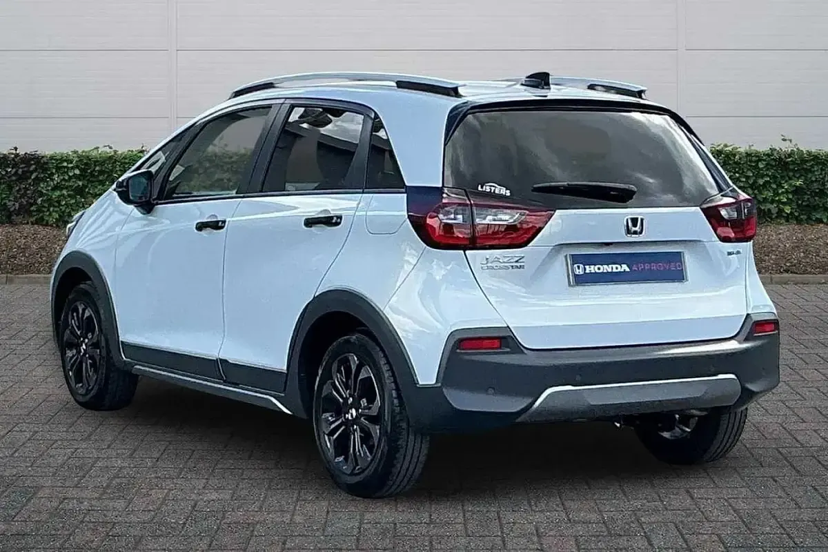 Used Honda Jazz Advance 122 HP (89 kW) 2025 Sunlight white Hatchback