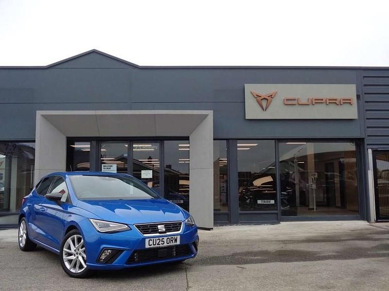 Used Seat Ibiza FR 113 HP (83 kW) 2025 Blue Hatchback