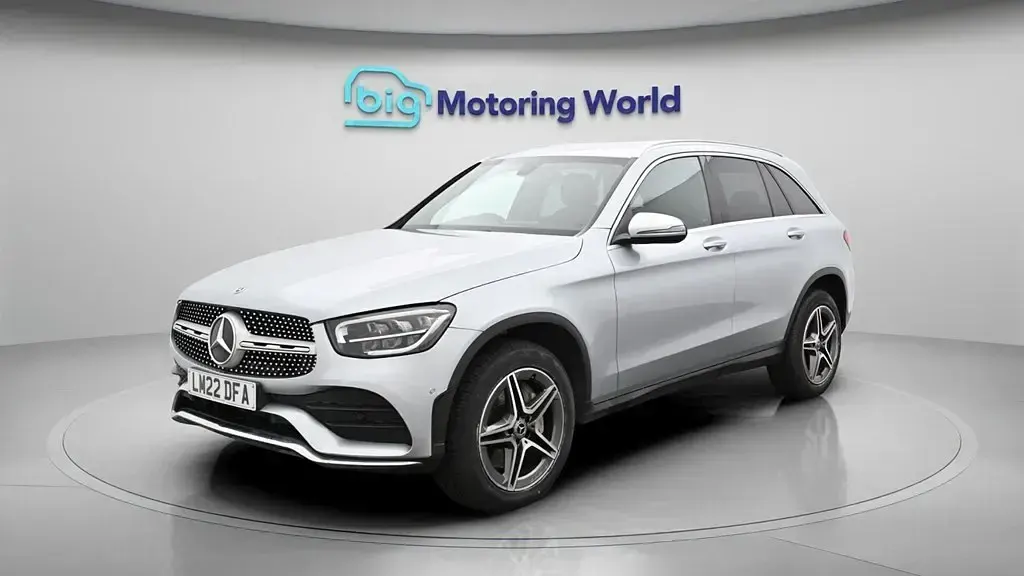 Used Mercedes GLC300e AMG line 333 HP (244 kW) 2022 Silver SUV
