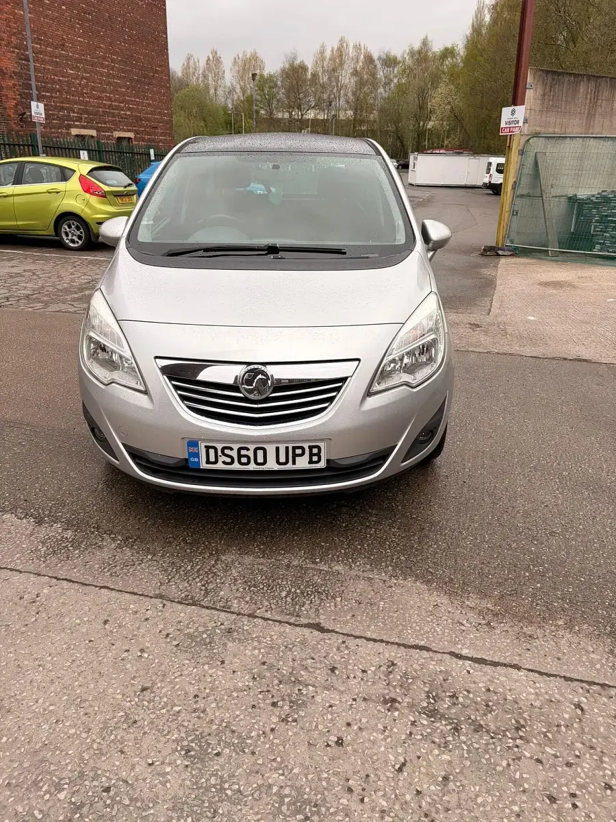 Used Vauxhall Meriva 2011 Silver MPV