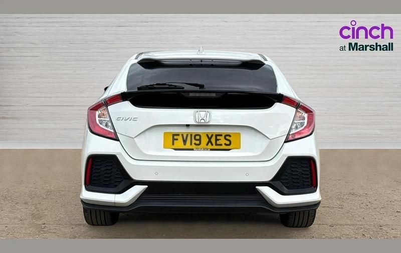 Used Honda Civic SR 120 HP (88 kW) 2019 White Hatchback