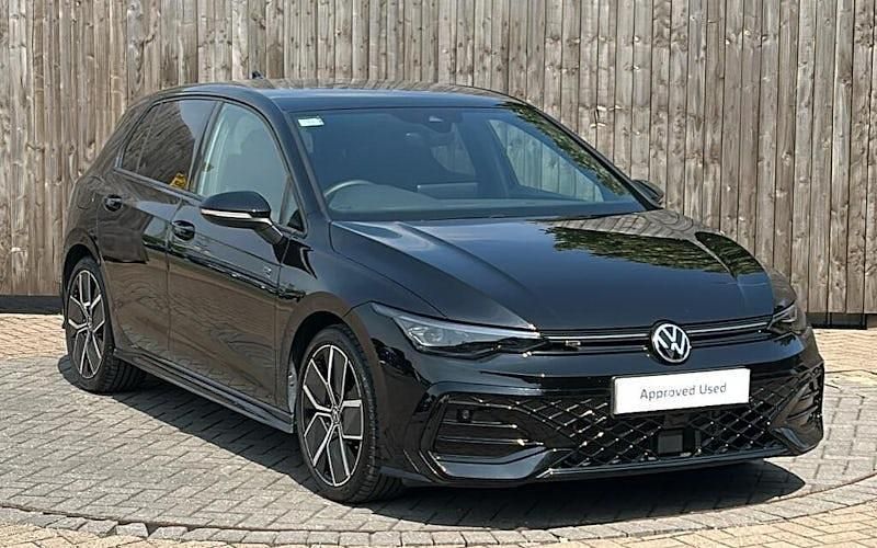 Used 2025 VW Golf VIII Black Edition Hatchback | £29,499 (Expensive) - Image 1/4