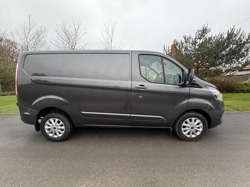 Used Ford Transit Custom Limited 130 HP (95 kW) 2022 Grey Van