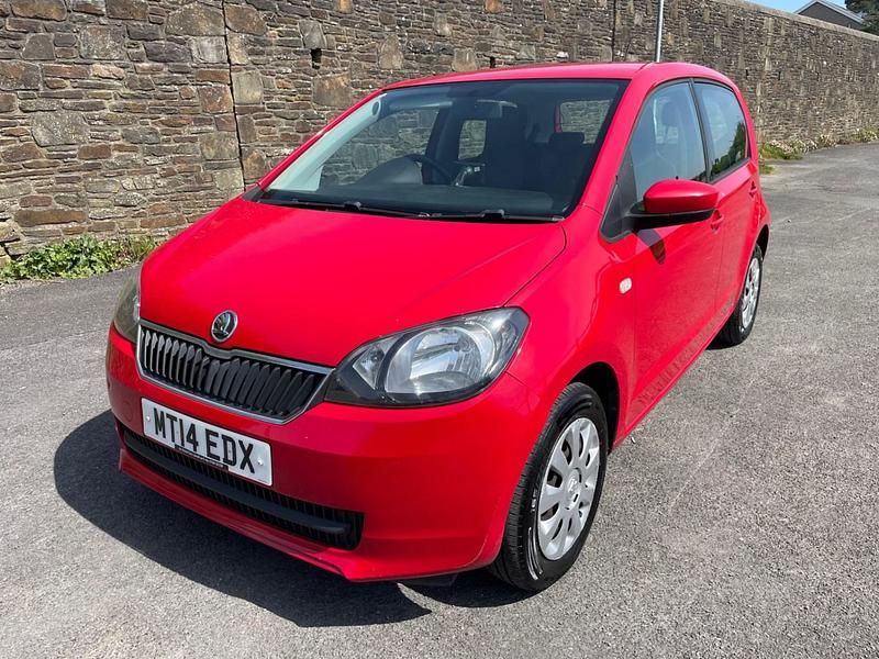 Usado Skoda Citigo SE 2014 Rojo Utilitario