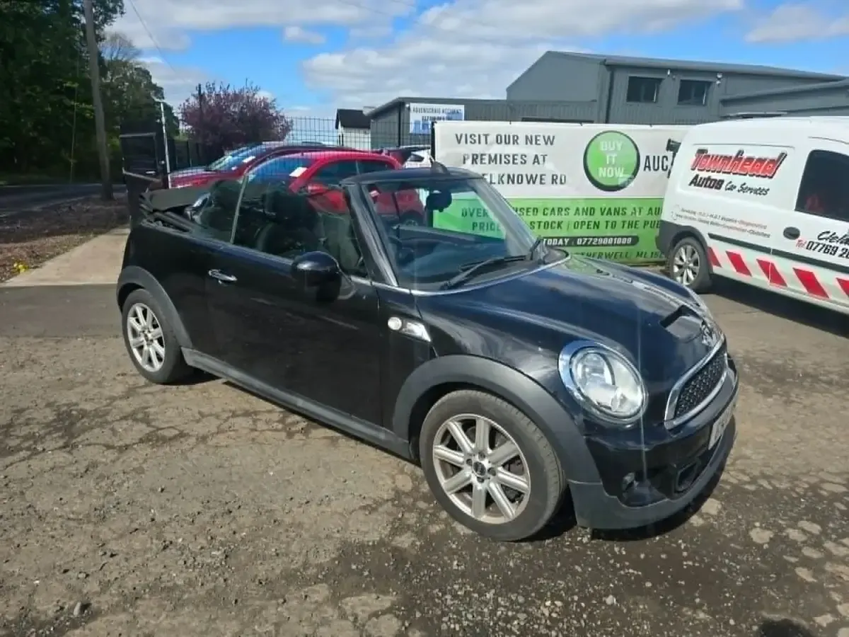 Używany Mini Cooper S Cabriolet 184 KM (135 kW) 2014 Czarny Kabriolet