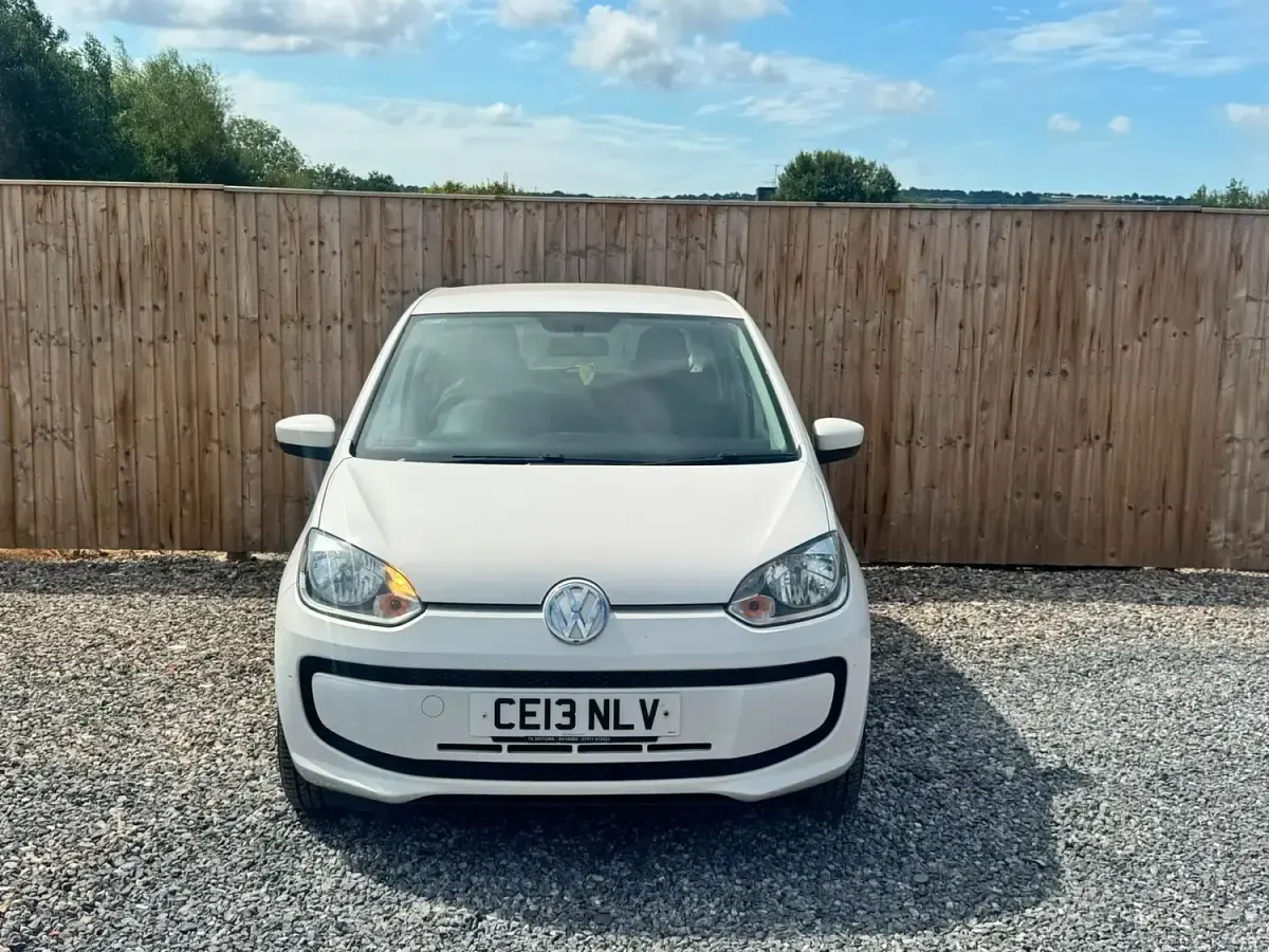 Used VW up! move up! 2013 White Hatchback