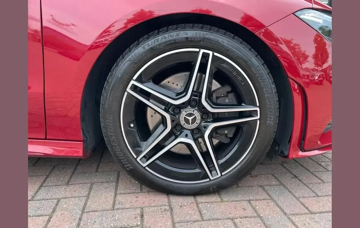 Gebraucht Mercedes CLA220 Executive 190 PS (139 kW) 2022 Rot Limousine