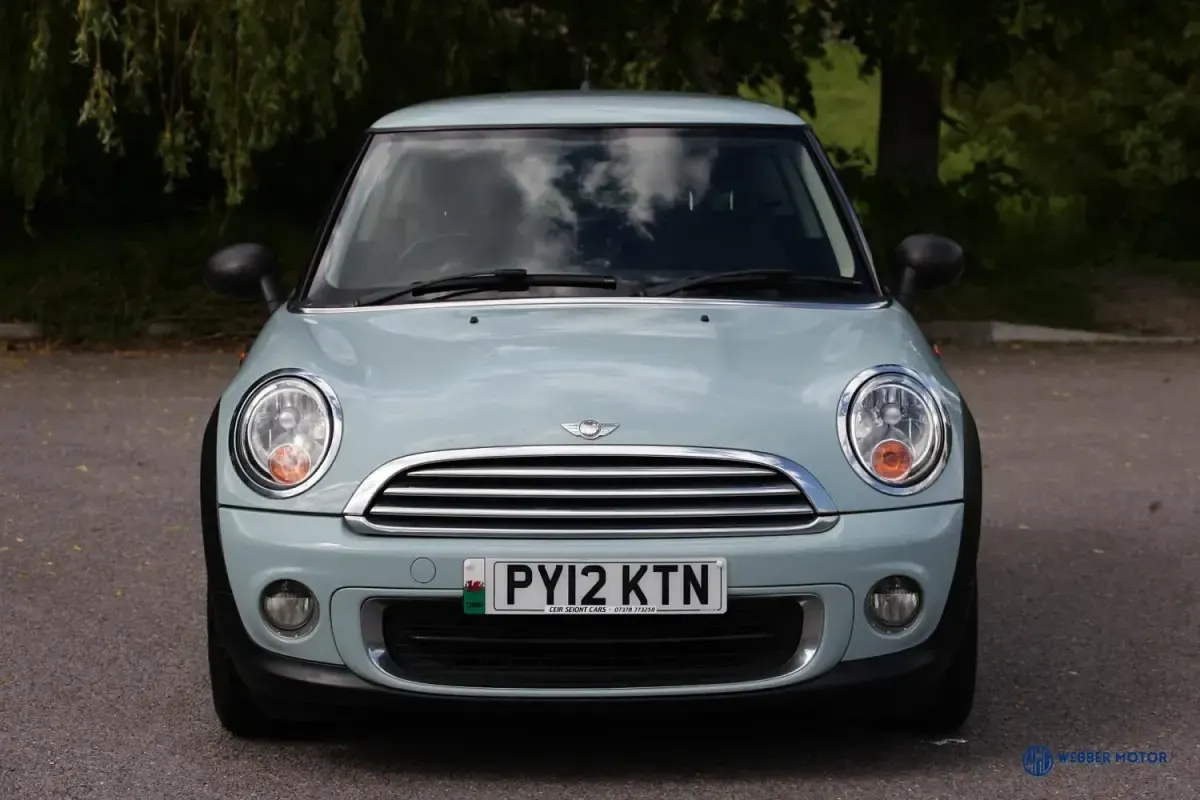 Begagnad Mini ONE Hatch 97 HK (71 kW) 2012 Blå Halvkombi