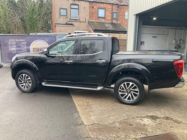 Used Nissan Navara Tekna 2019 Black Pickup