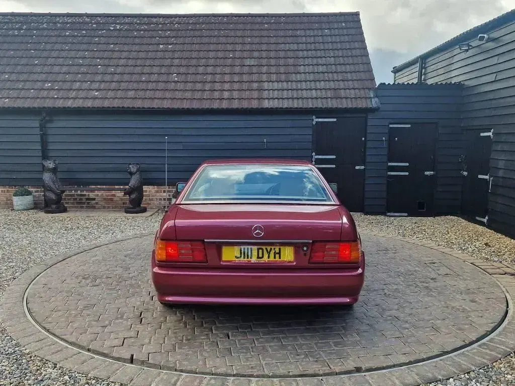 Used Mercedes SL300 190 HP (139 kW) 1992 Red Cabriolet