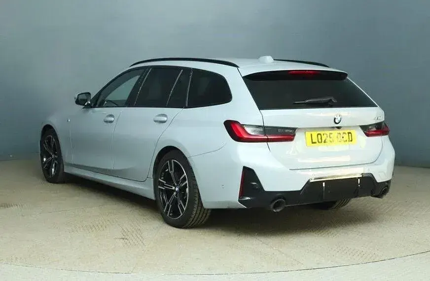 Used BMW 320 M Sport 181 HP (133 kW) 2025 Grey Estate