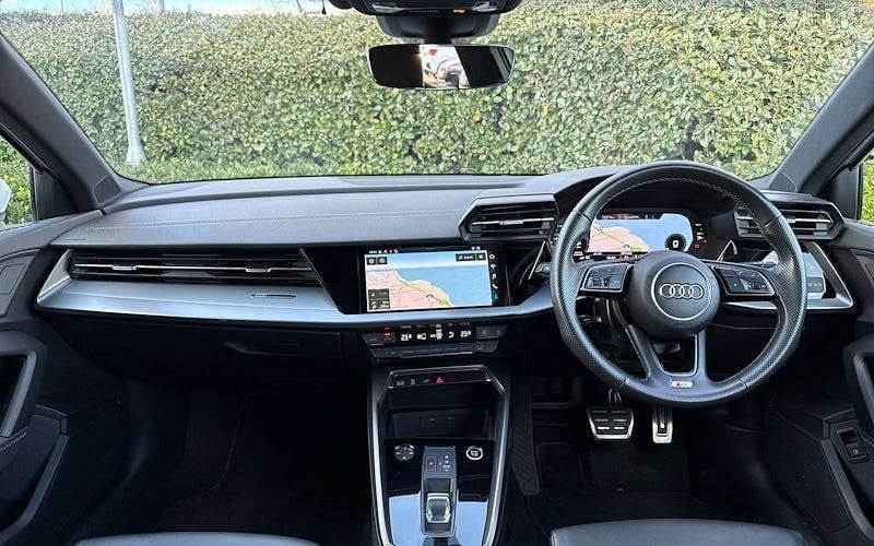 Used Audi A3 Sportback e-tron S-Line 204 HP (150 kW) 2025 Hatchback