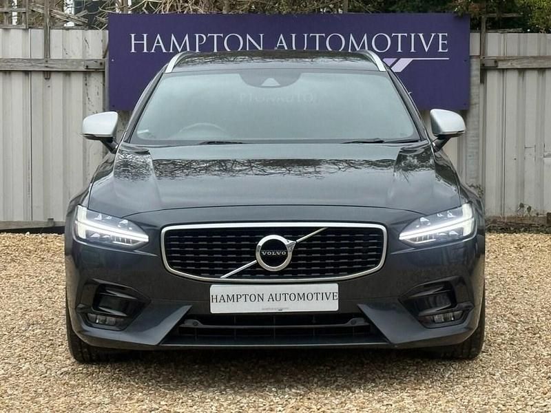 Used Volvo V90 R-Design 190 HP (139 kW) 2018 Grey Estate