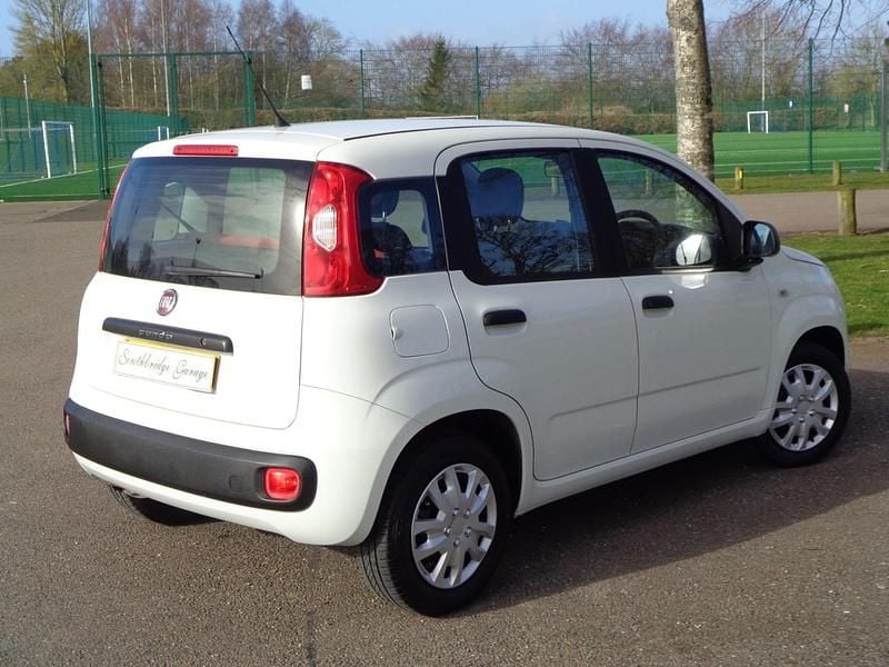 Used Fiat Panda Pop 69 HP (50 kW) 2016 Ambient white Hatchback