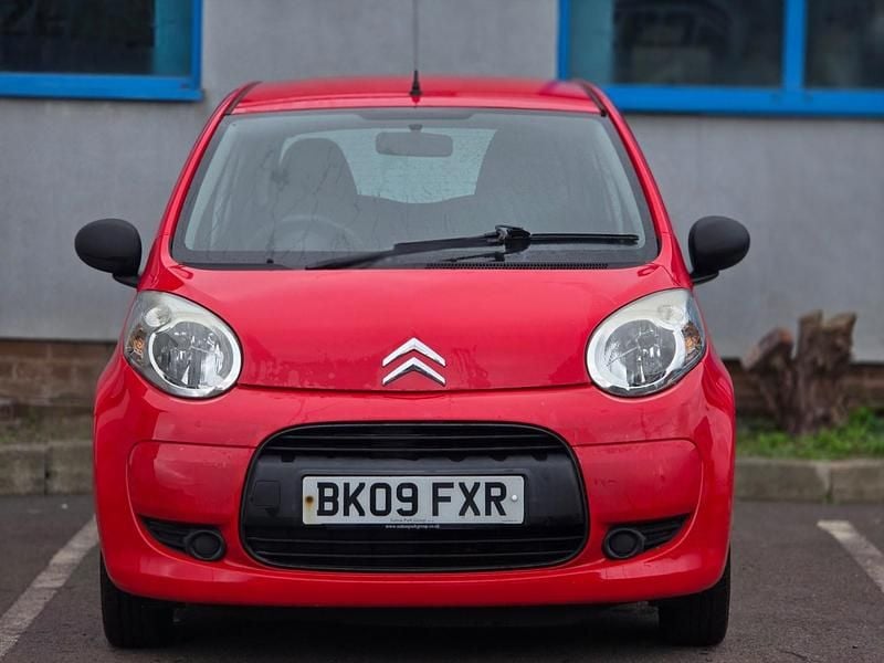 Used Citroën C1 68 HP (50 kW) 2009 Red Hatchback