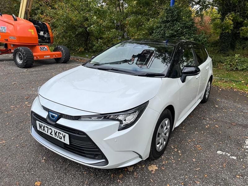 Used Toyota Corolla Design 2022 White Estate